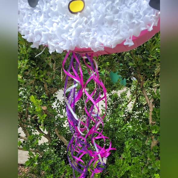 Handmade custom Hello kitty Traditional Mexican Piñata 🪅 Pull String - Picture 4 of 4